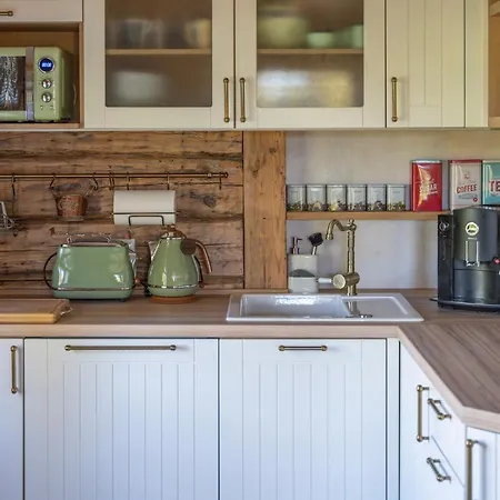 Dom wakacyjny Hundi Main House HIIUMAA