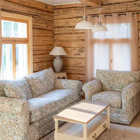 Dom wakacyjny Hundi Main House *