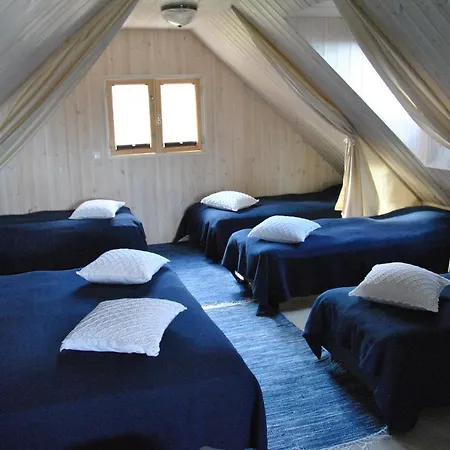 Hundi Main House Dom wakacyjny *