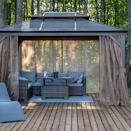 Holiday home Hundi Main House With Shared Heated Pool