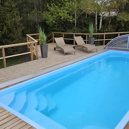 Hundi Main House With Shared Heated Pool *