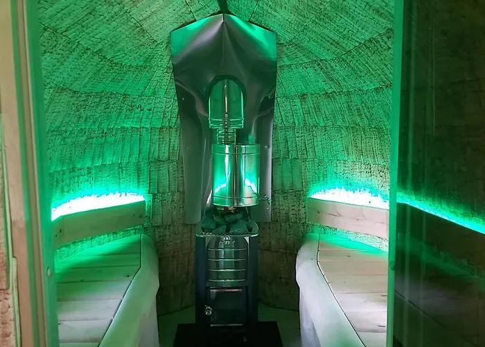 Dom wakacyjny Hundi Main House HIIUMAA