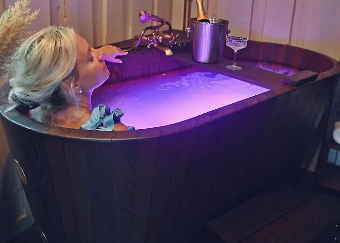 Dom wakacyjny Hundi Main House HIIUMAA