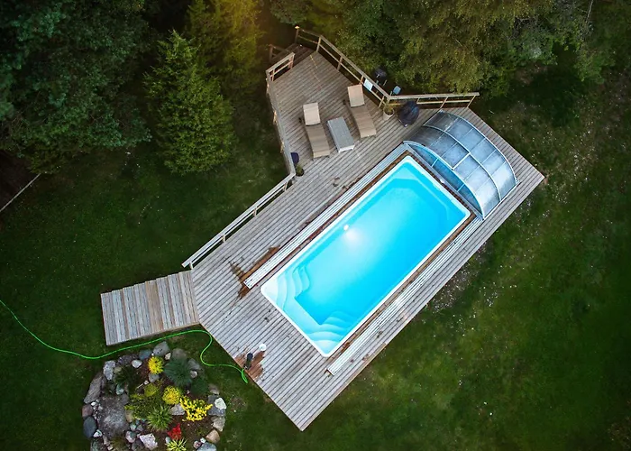 Hundi Main House Dom wakacyjny *